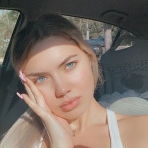 Meet your Posher, Alison